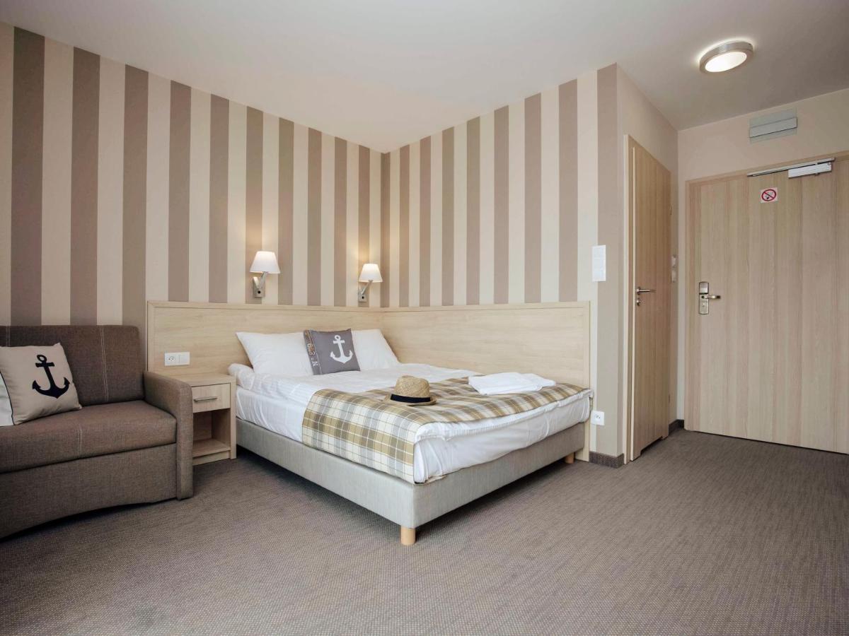 Porto Marina Hotell Krynica Morska Eksteriør bilde