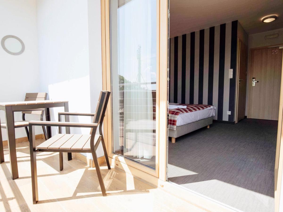 Porto Marina Hotell Krynica Morska Eksteriør bilde